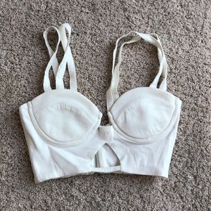 SABOSKIRT STRAPPY WHITE CROP TOP SIZE XS